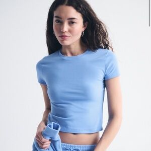 Abercrombie Essential Baby Tee Sky Blue
